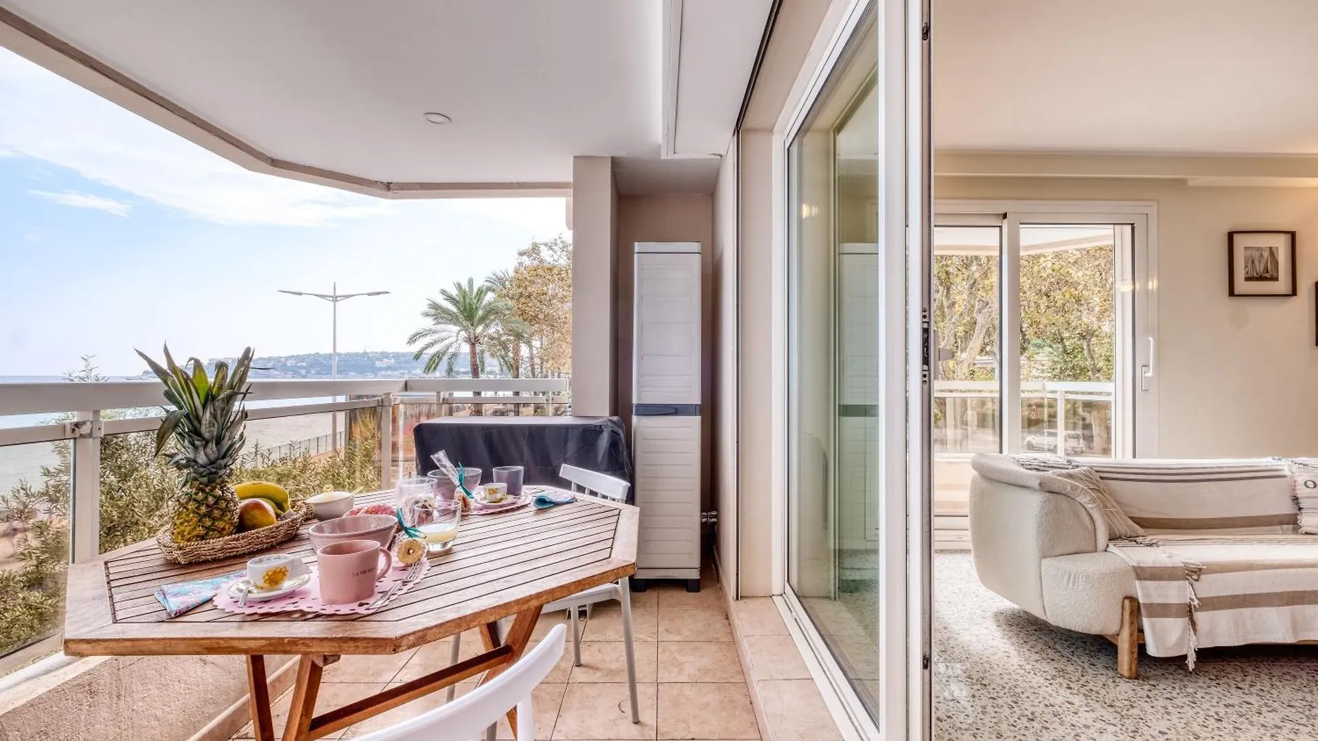 Rives D'Azur Apt - Happy Rentals Menton Apartment