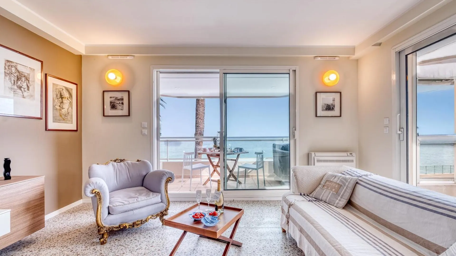 Апартаменты Rives D'Azur Apt - Happy Rentals Ментона